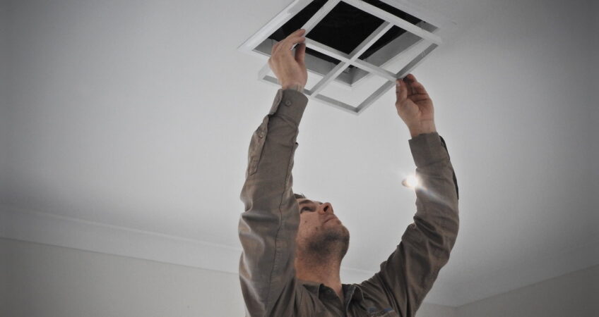 Ducted Refrigerated Air Conditioning Repair Melbourne